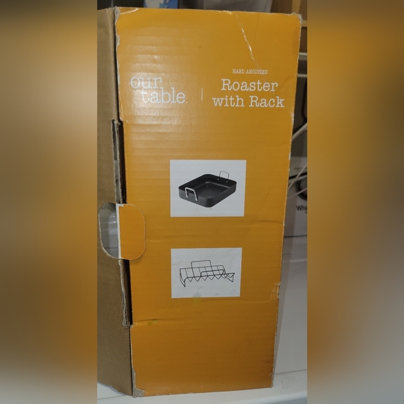 Our Table Roaster w/ Rack - Picture 4 of 7